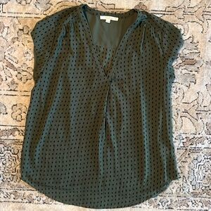 Monday Fun, Lillian V-neck blouse - size medium